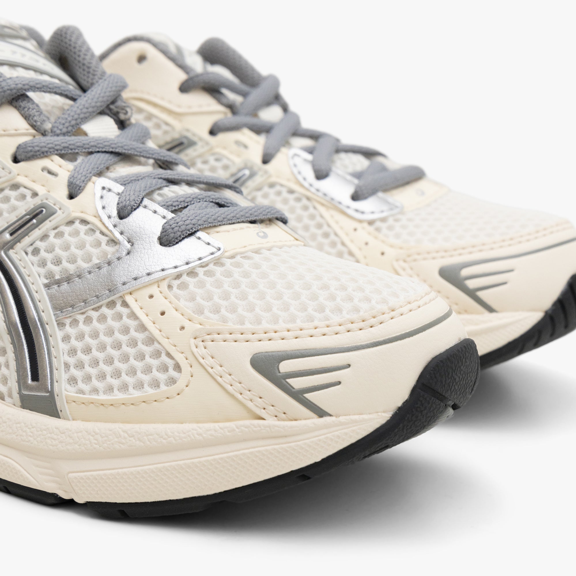 ASICS Women's GEL-1130 Cream / Clay Grey