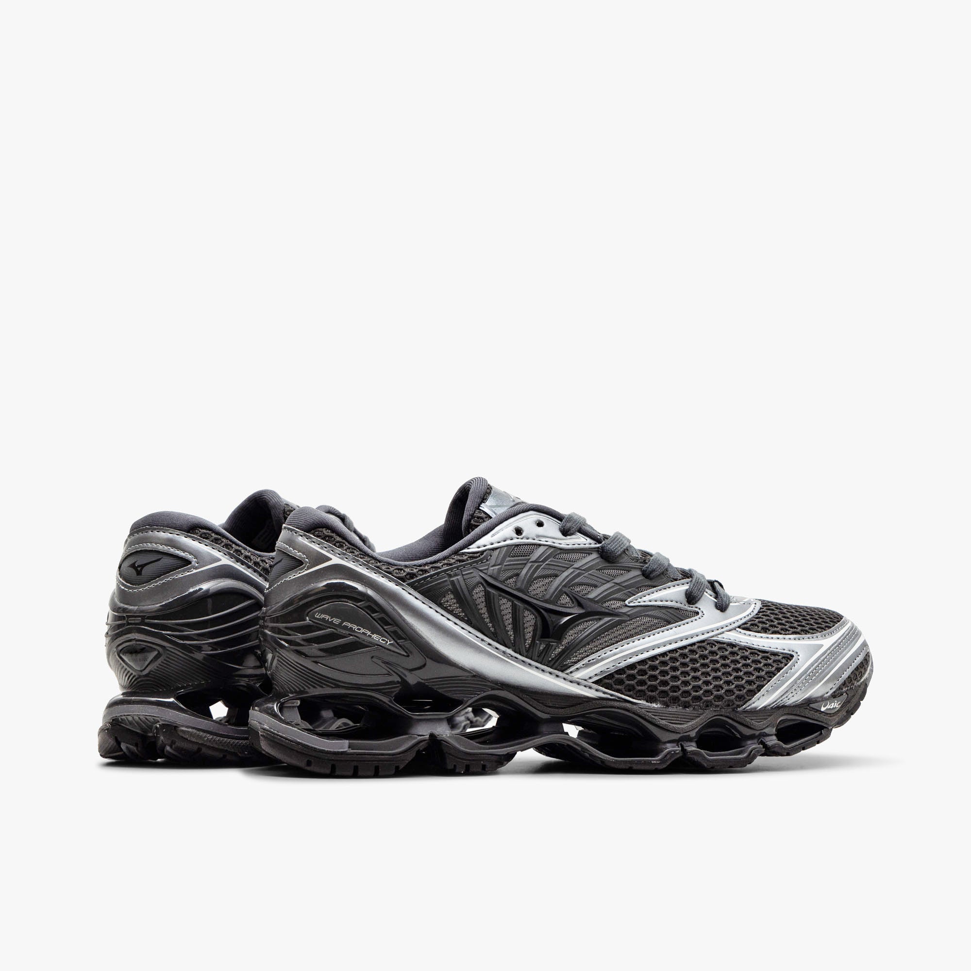 Mizuno Wave Prophecy LS