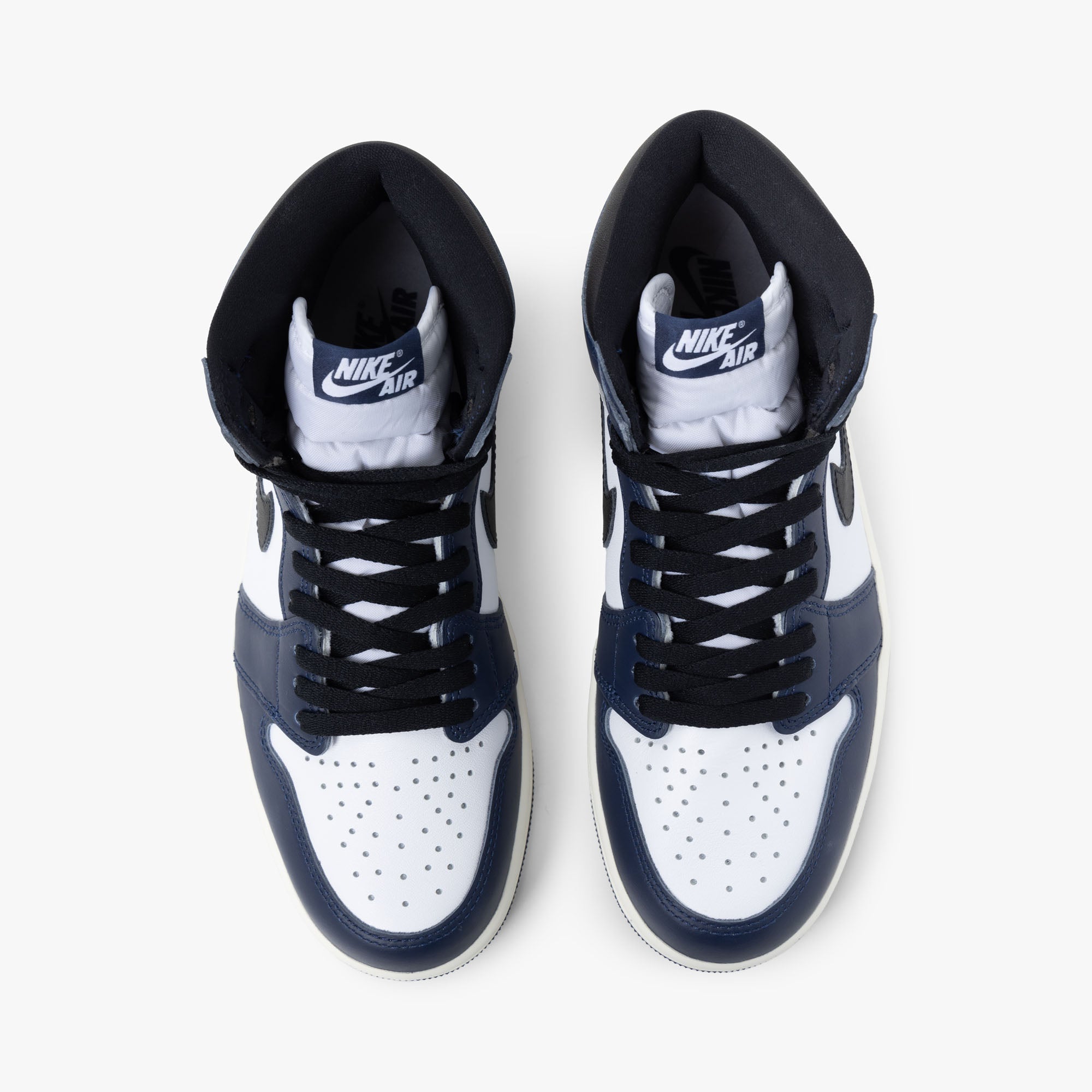 Jordan 1 Retro High OG Midnight Navy / Black - White