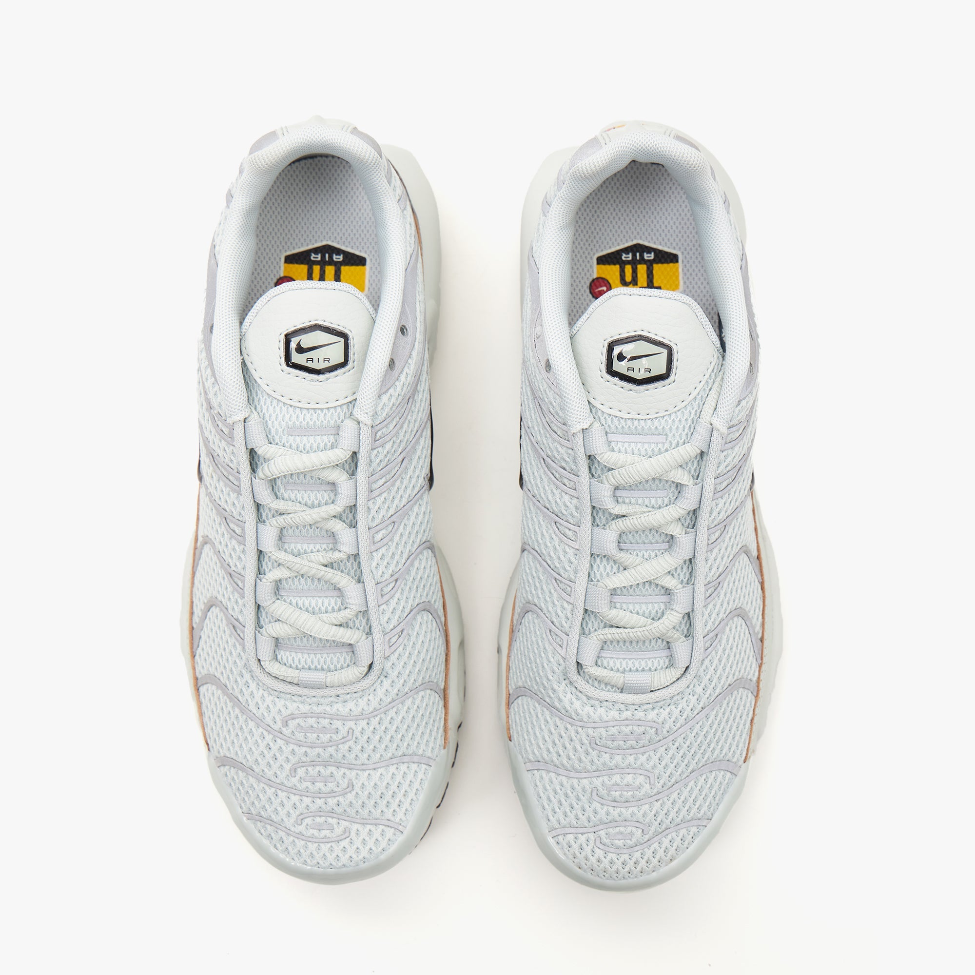 Nike Women's Air Max Plus Light Silver / Black - Chrome