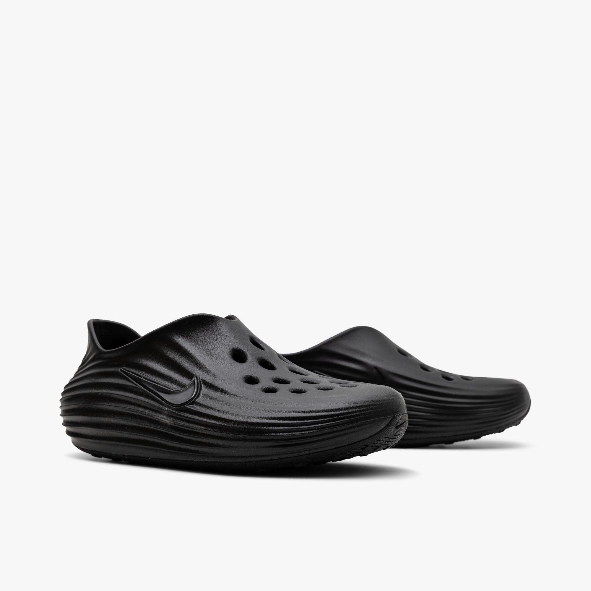 Nike ReactX Rejuven8 Black / Black
