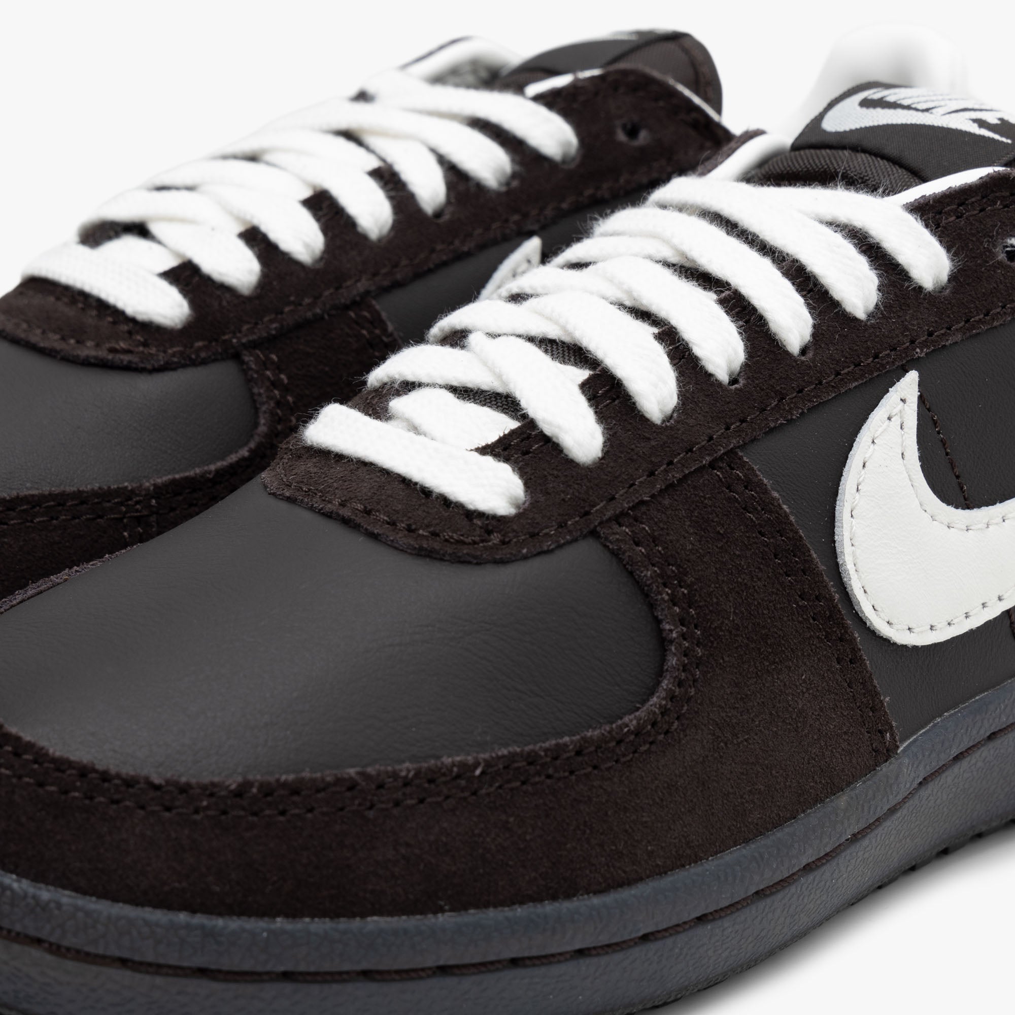 Nike Women's Field General 82 Velvet Brown / Sail
