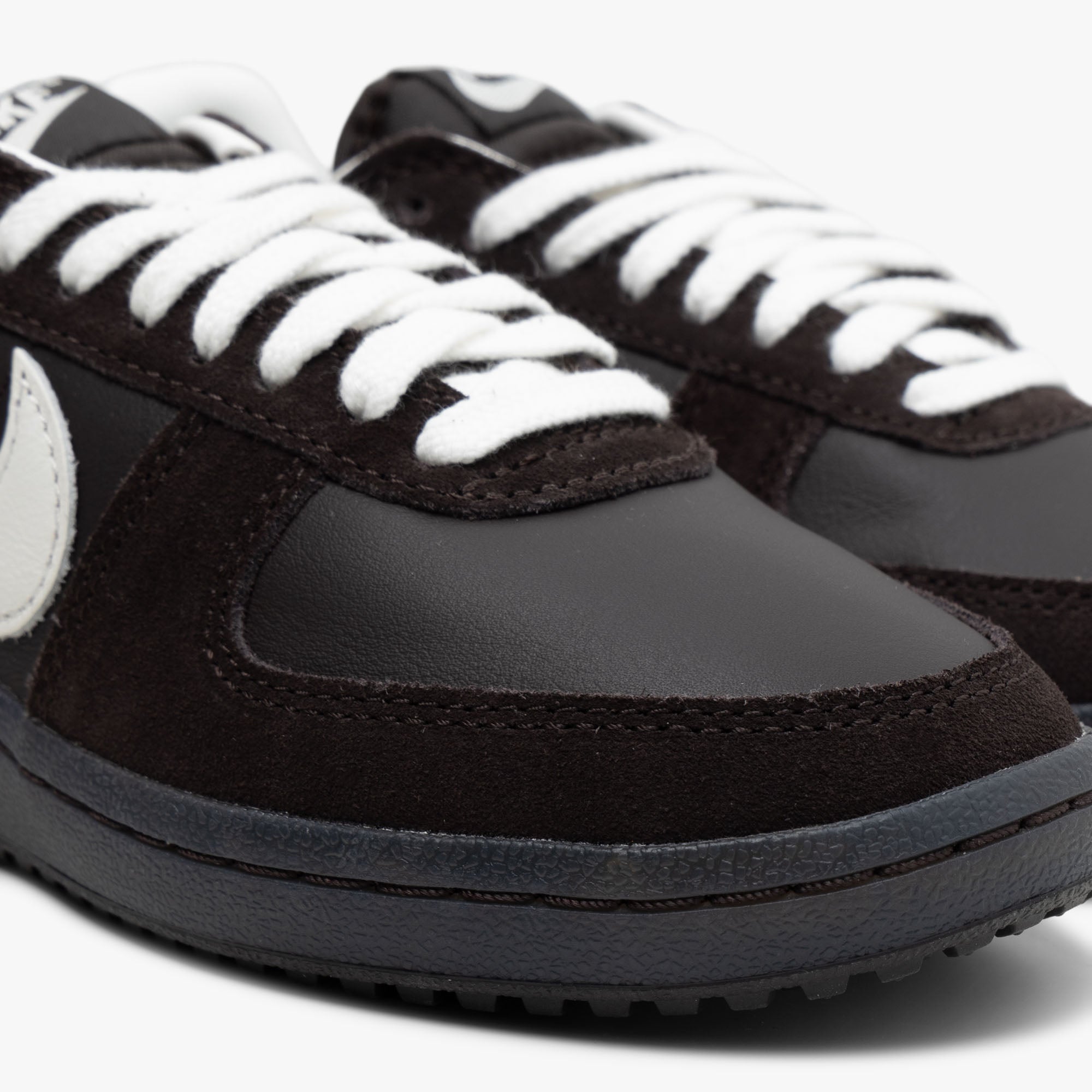 Nike Women's Field General 82 Velvet Brown / Sail