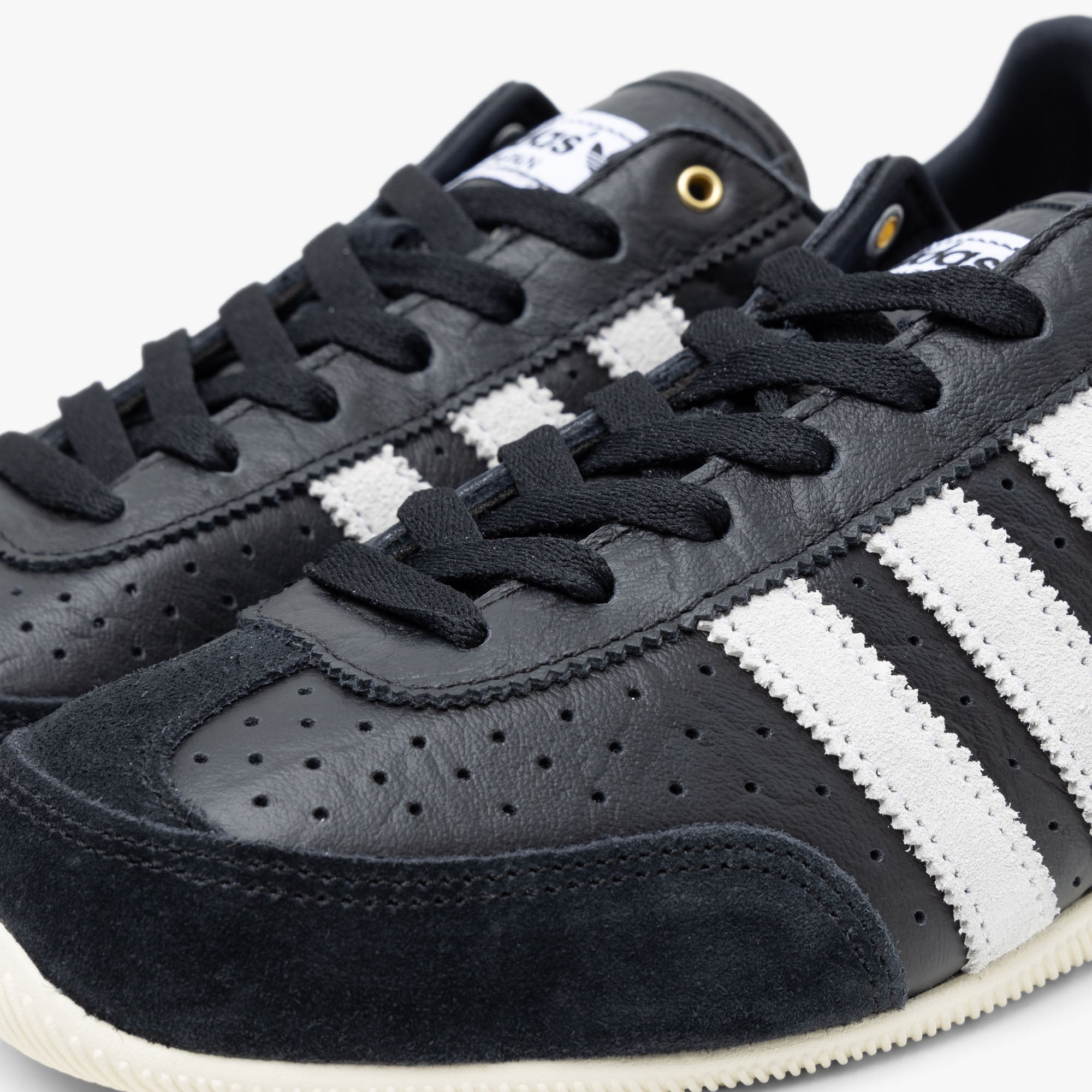 adidas Originals Women's Japan Black Core Black / Ftwr White - Gold Metallic