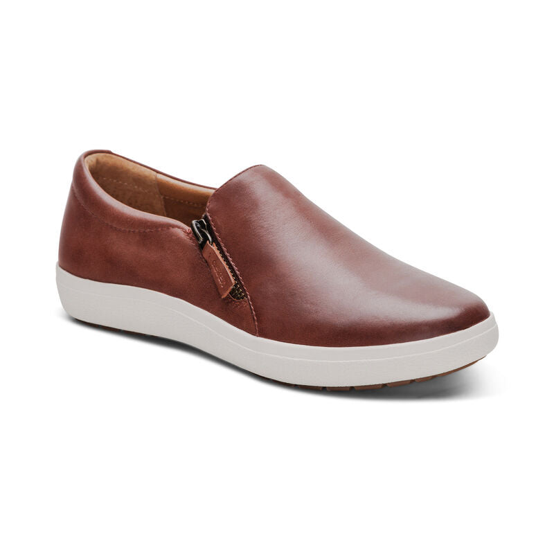 WOMEN'S AETREX JENNA SLIP-ON | BROWN