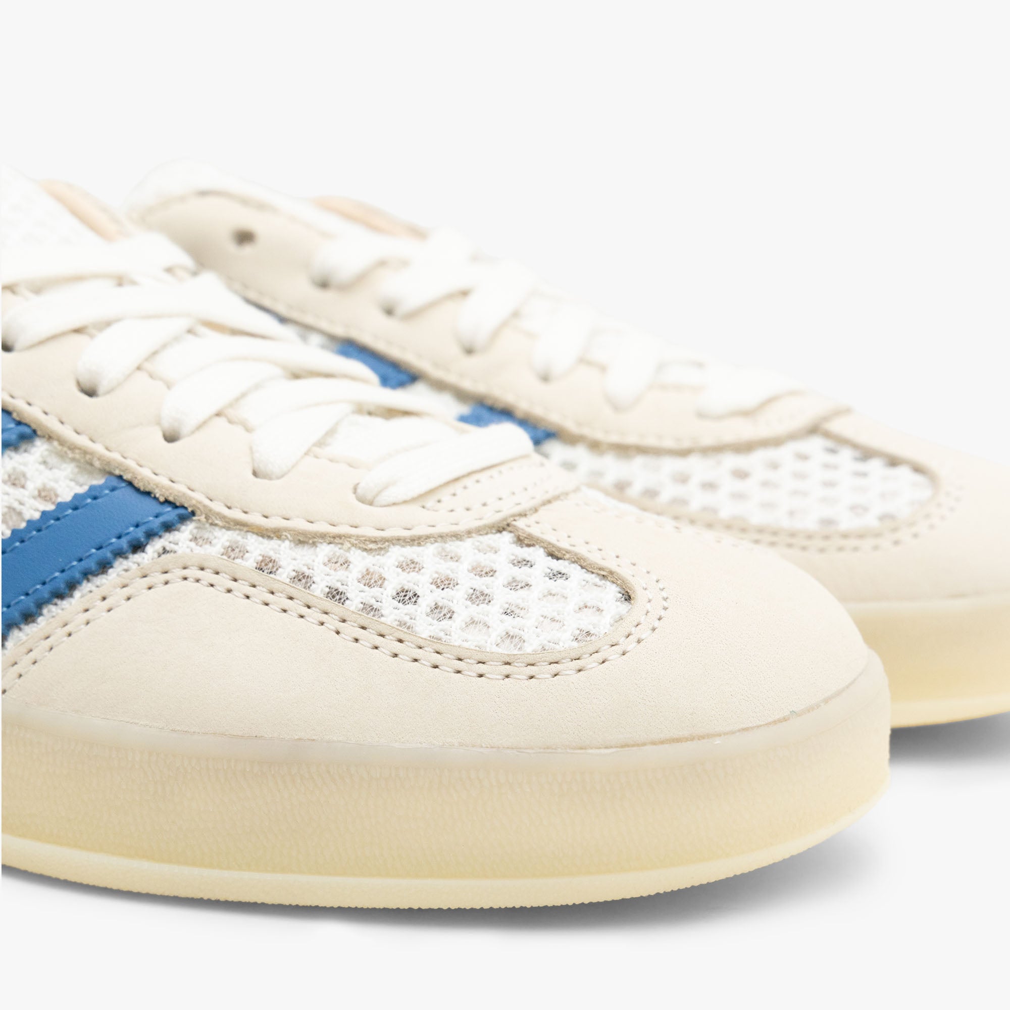 adidas Originals Gazelle Indoor Off White / Focus Blue - W