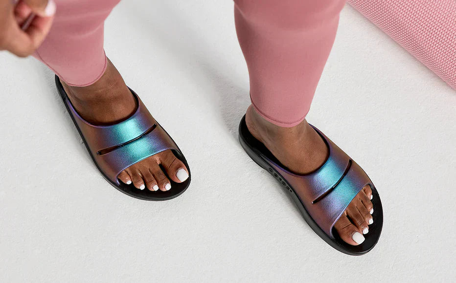 WOMEN'S OOFOS OOAHH LUXE SLIDE | CALYPSO