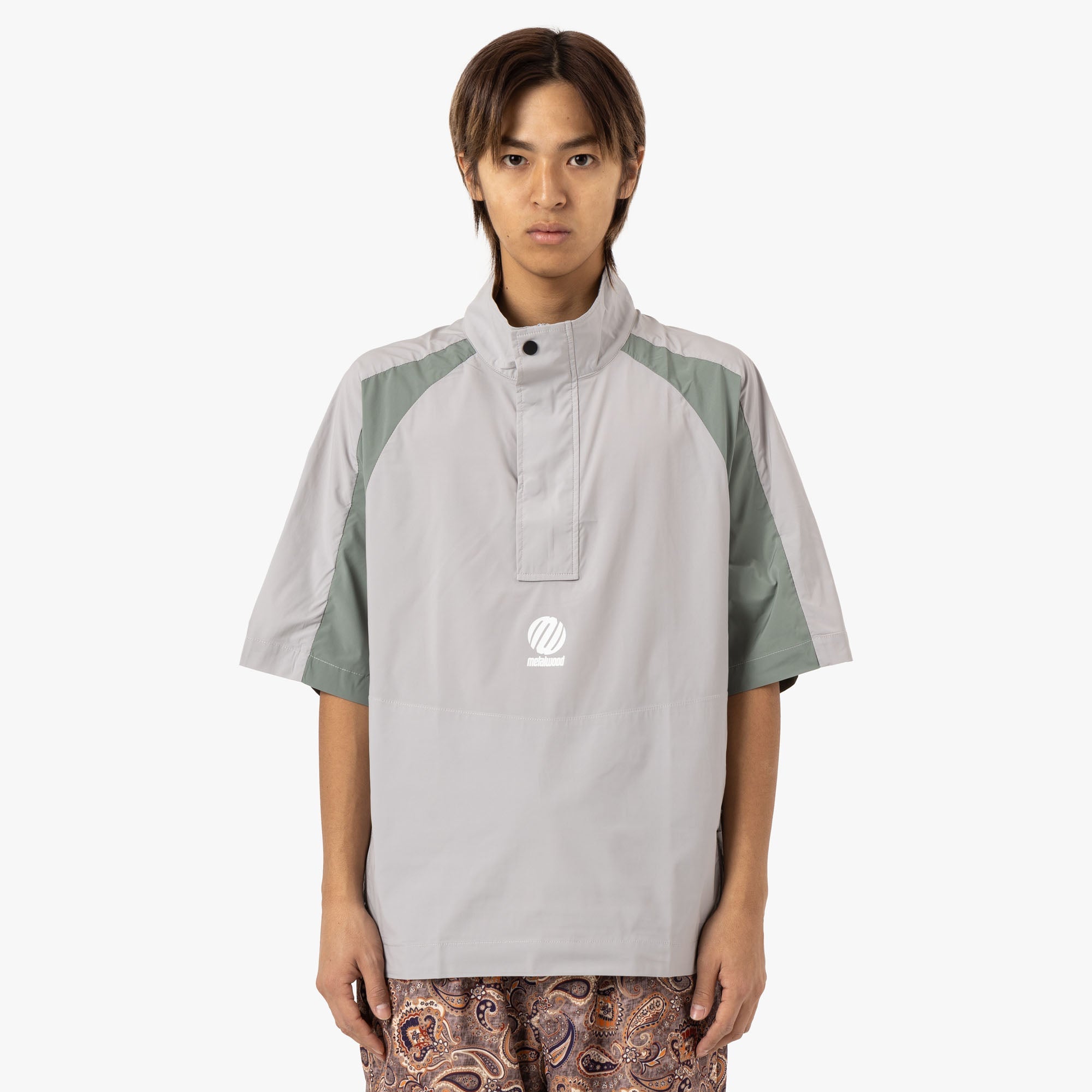 Metalwood Short Sleeve Paneled Wind Shirt Titanium / Sage