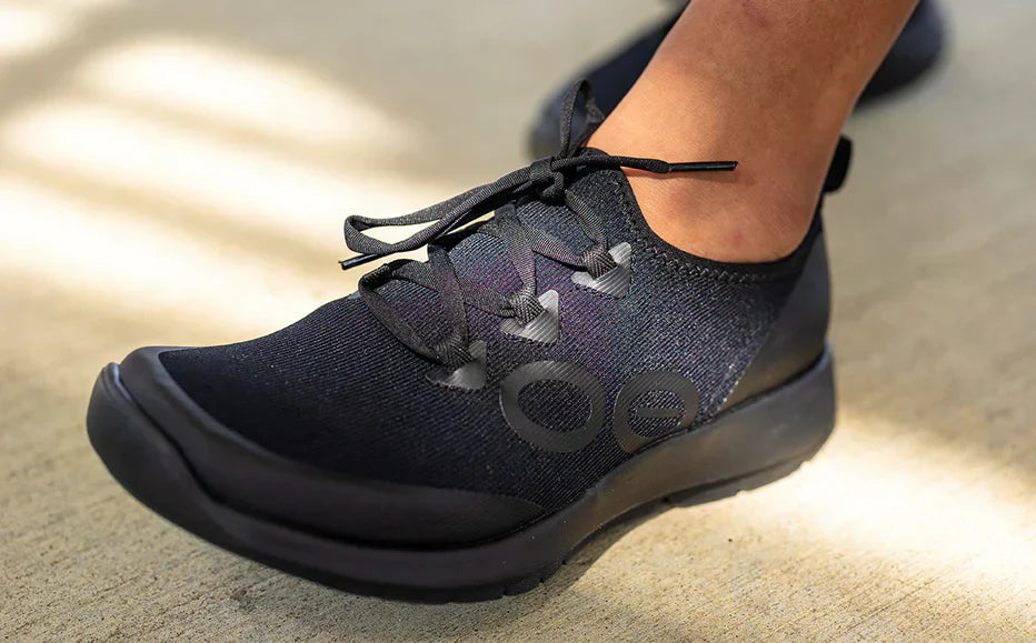 WOMEN'S OOFOS OOMG SPORT LS LOW SHOE | BLACK