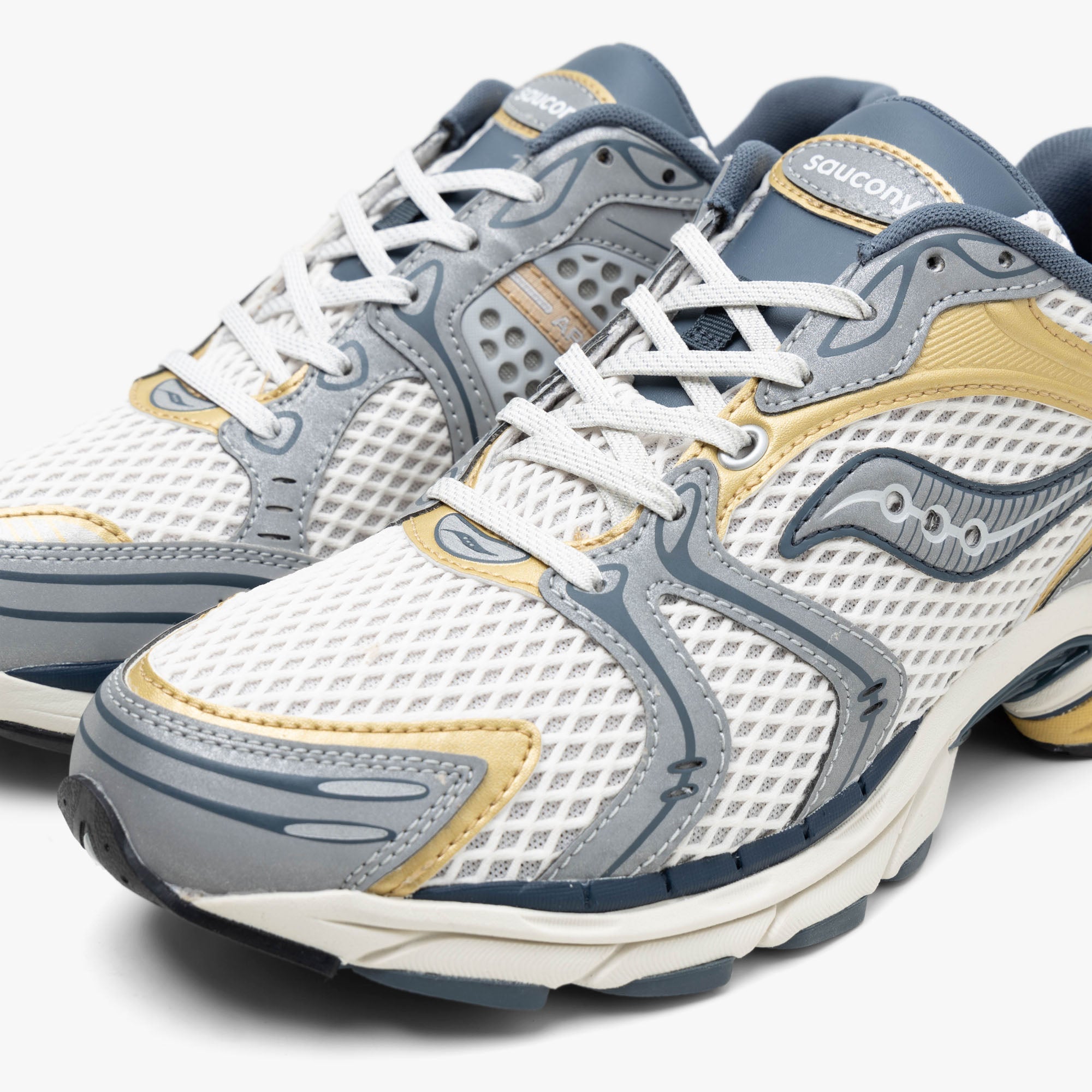 Saucony Progrid Triumph 4 Grey / Silver