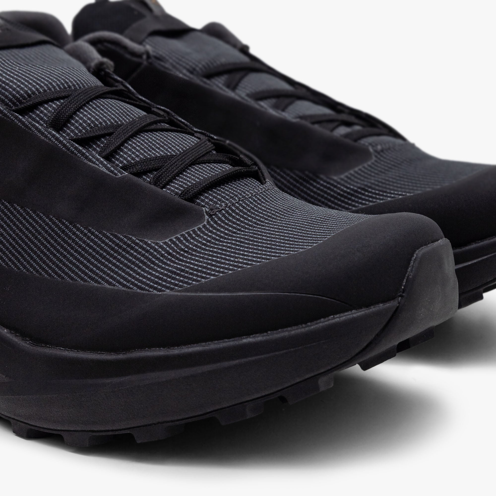 Arc'teryx Norvan LD 4 GORE-TEX Black / Black