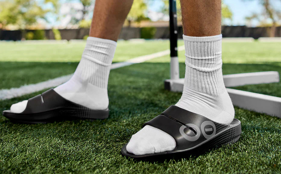 UNISEX OOFOS OOAHH SPORT SLIDE | MATRIX BLACK