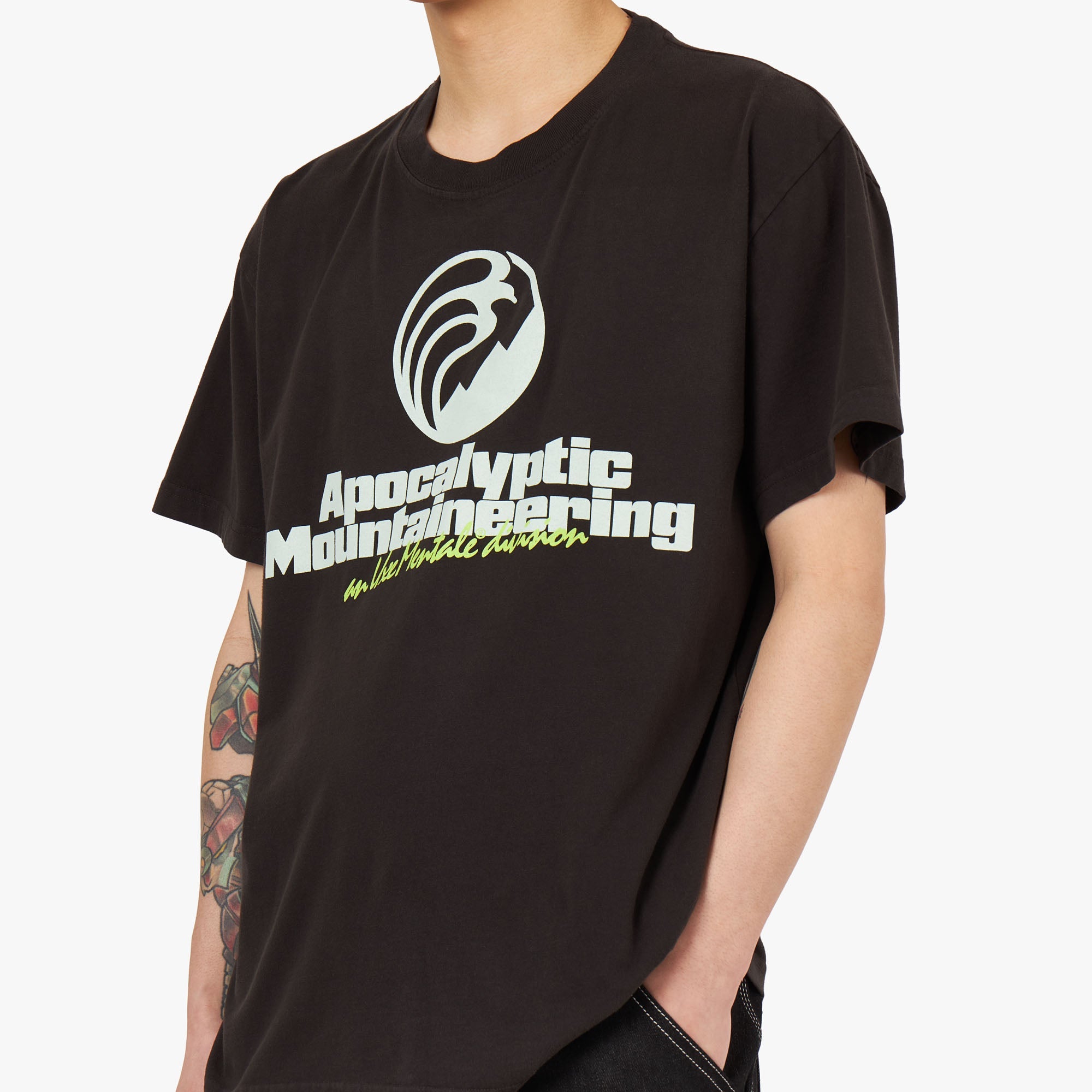 UXE Mentale Apocalyptic Mountaineering T-shirt / Black