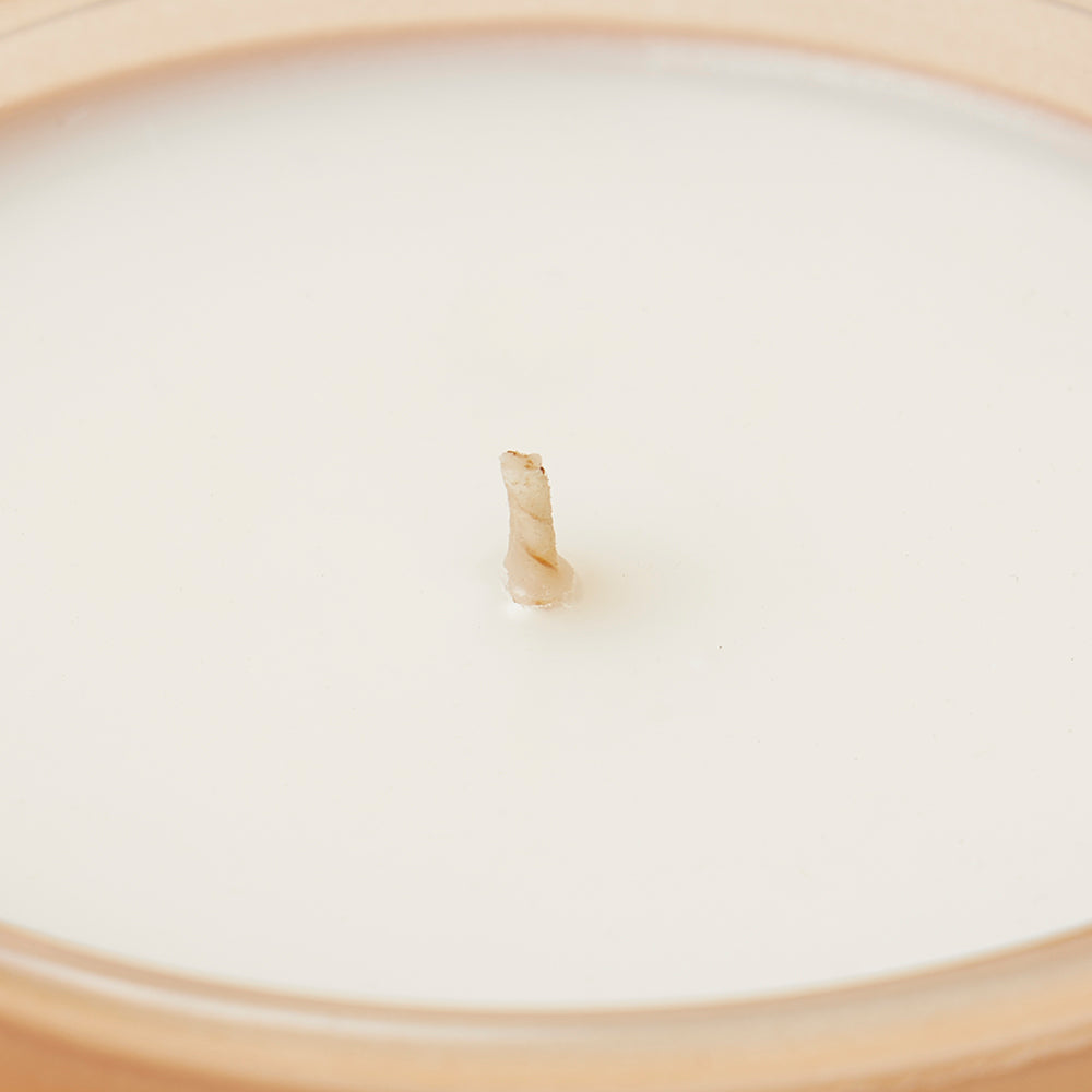 SALT & STONE Candle / Saffron & Cedar