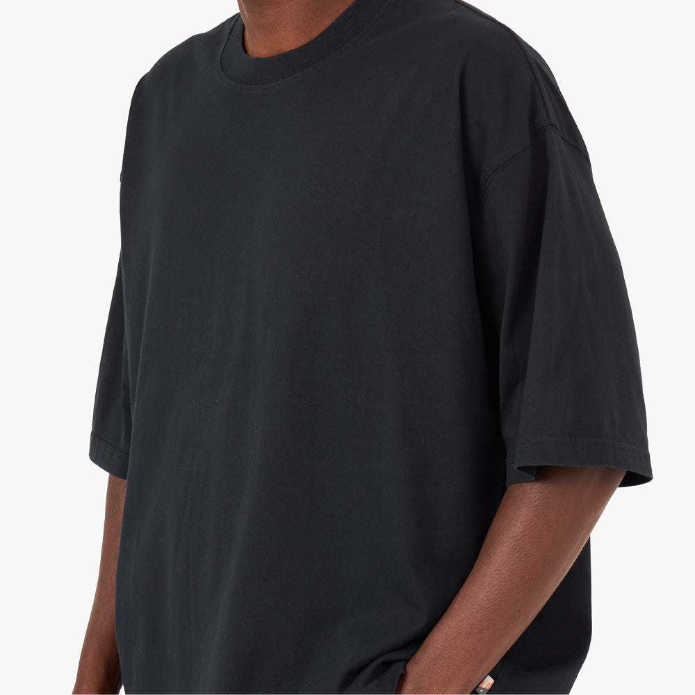 Honor the Gift Crest Logo Box T-shirt / Black