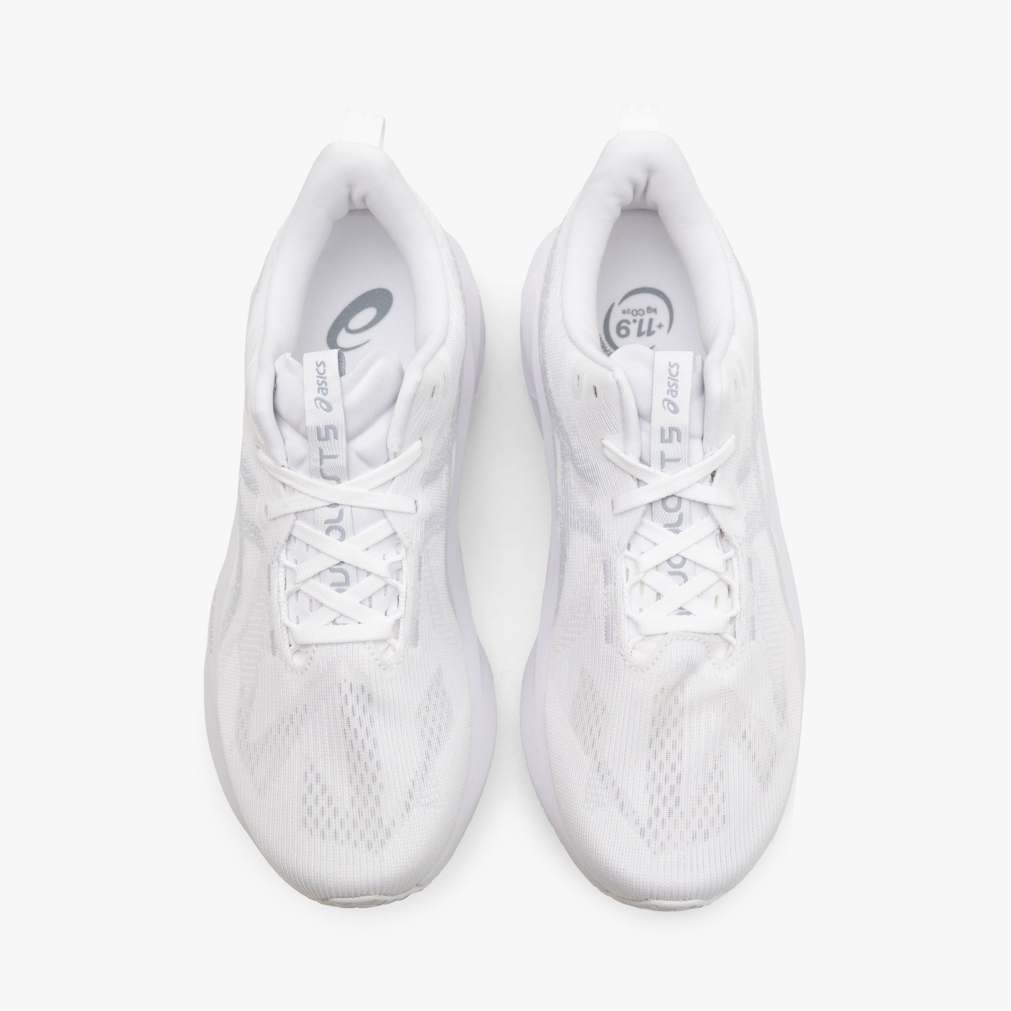 ASICS Novablast 5 White / Piedmont Grey