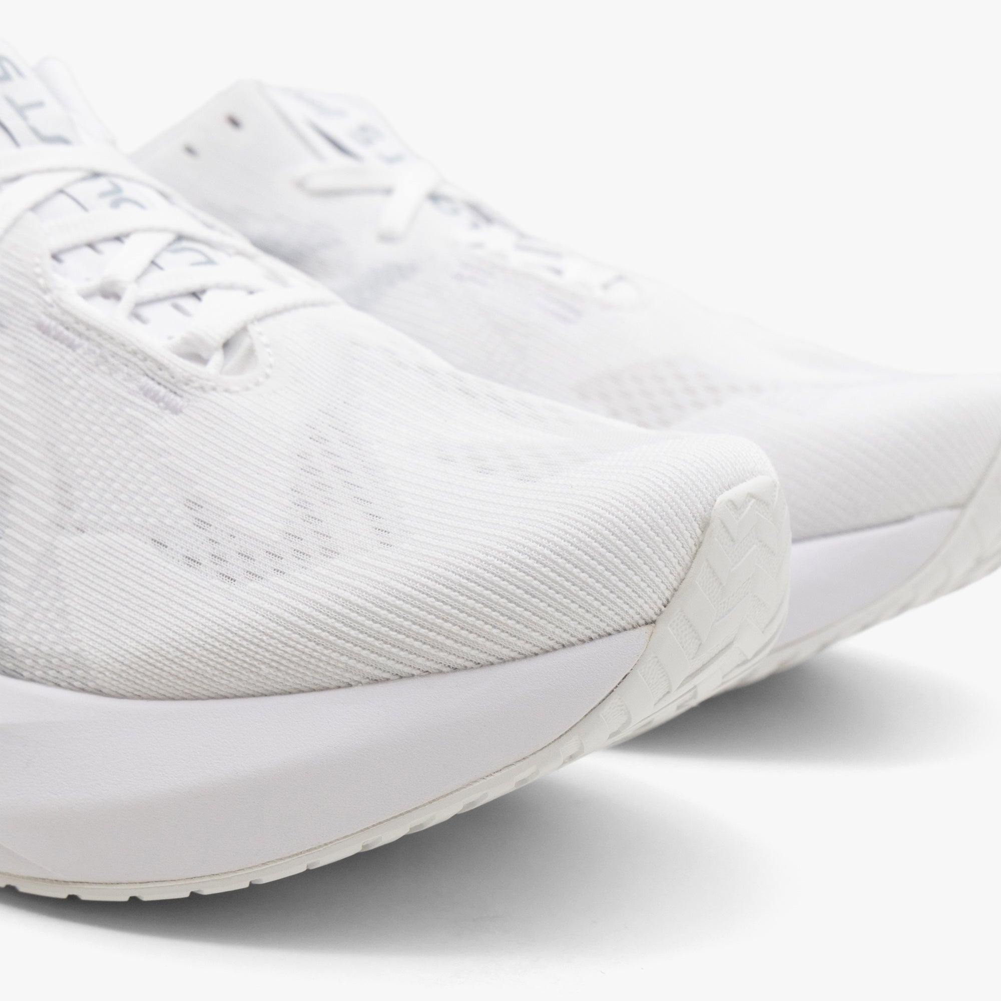 ASICS Novablast 5 White / Piedmont Grey