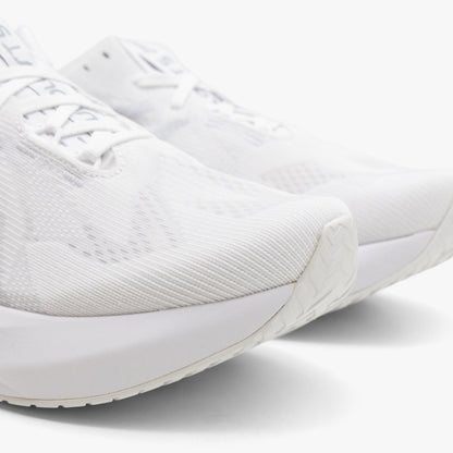 ASICS Novablast 5 White / Piedmont Grey