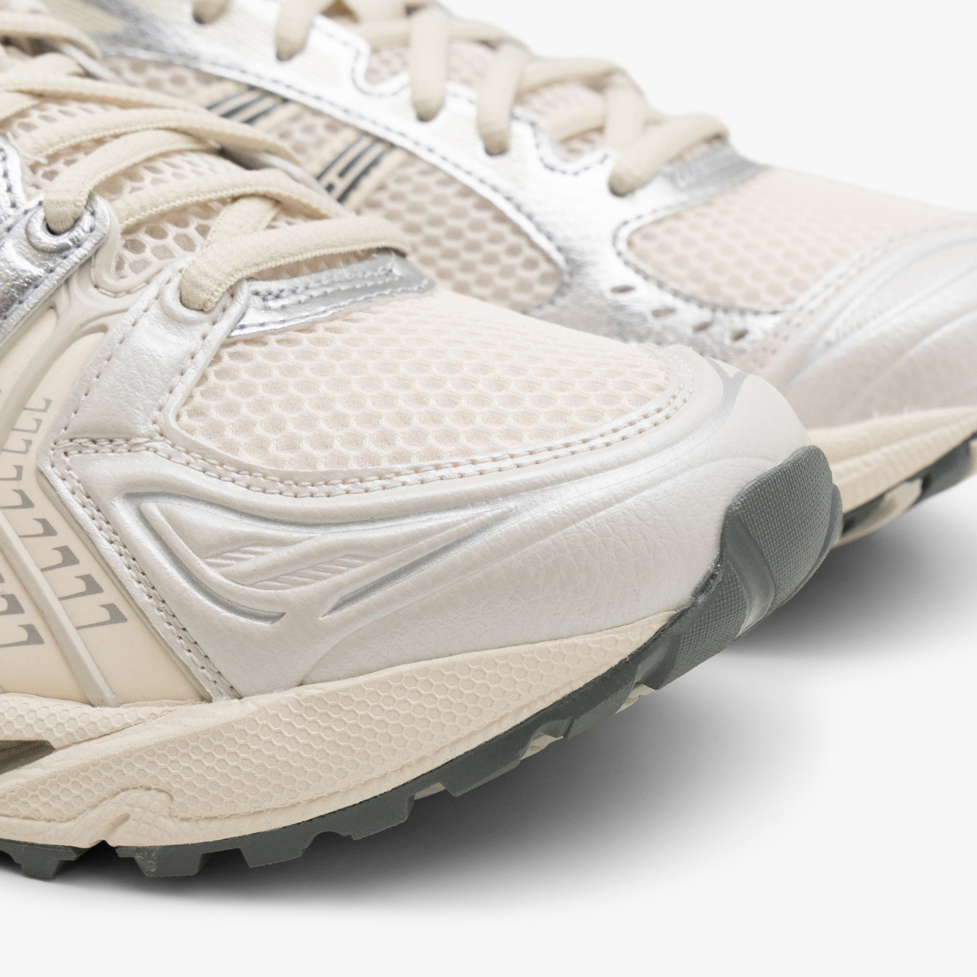 ASICS Gel-Kayano 14 Birch / Dark Pewter