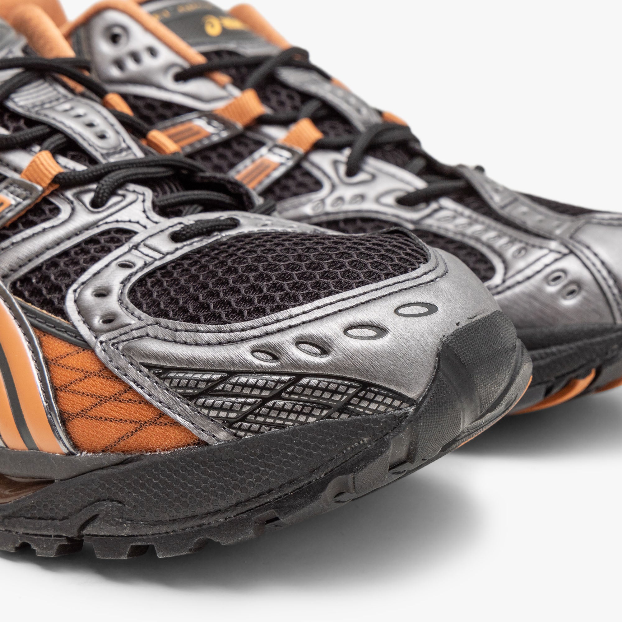 ASICS Gel-Nimbus 10.1 / Black / Rust Orange