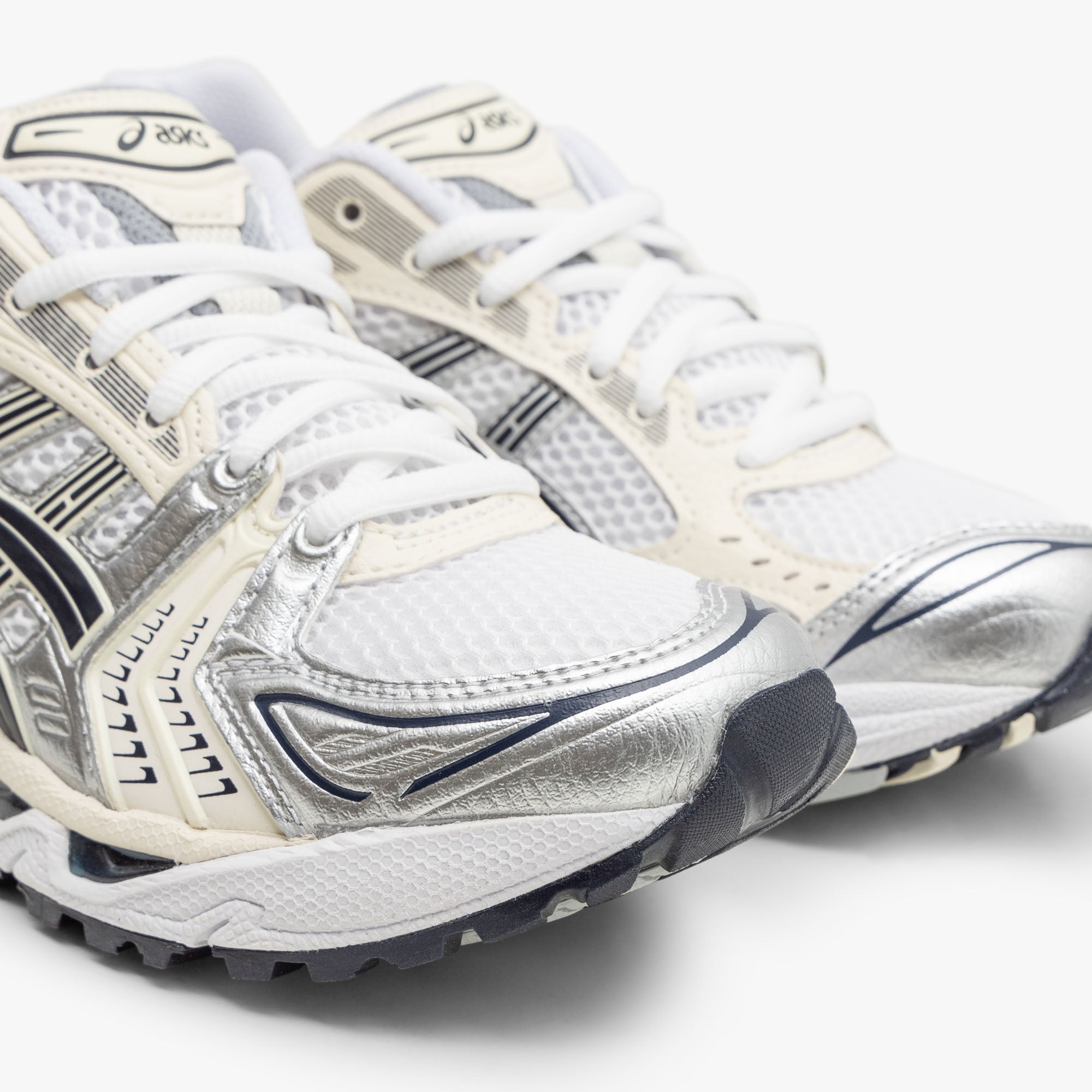 ASICS Women's Gel-Kayano 14 White / Midnight