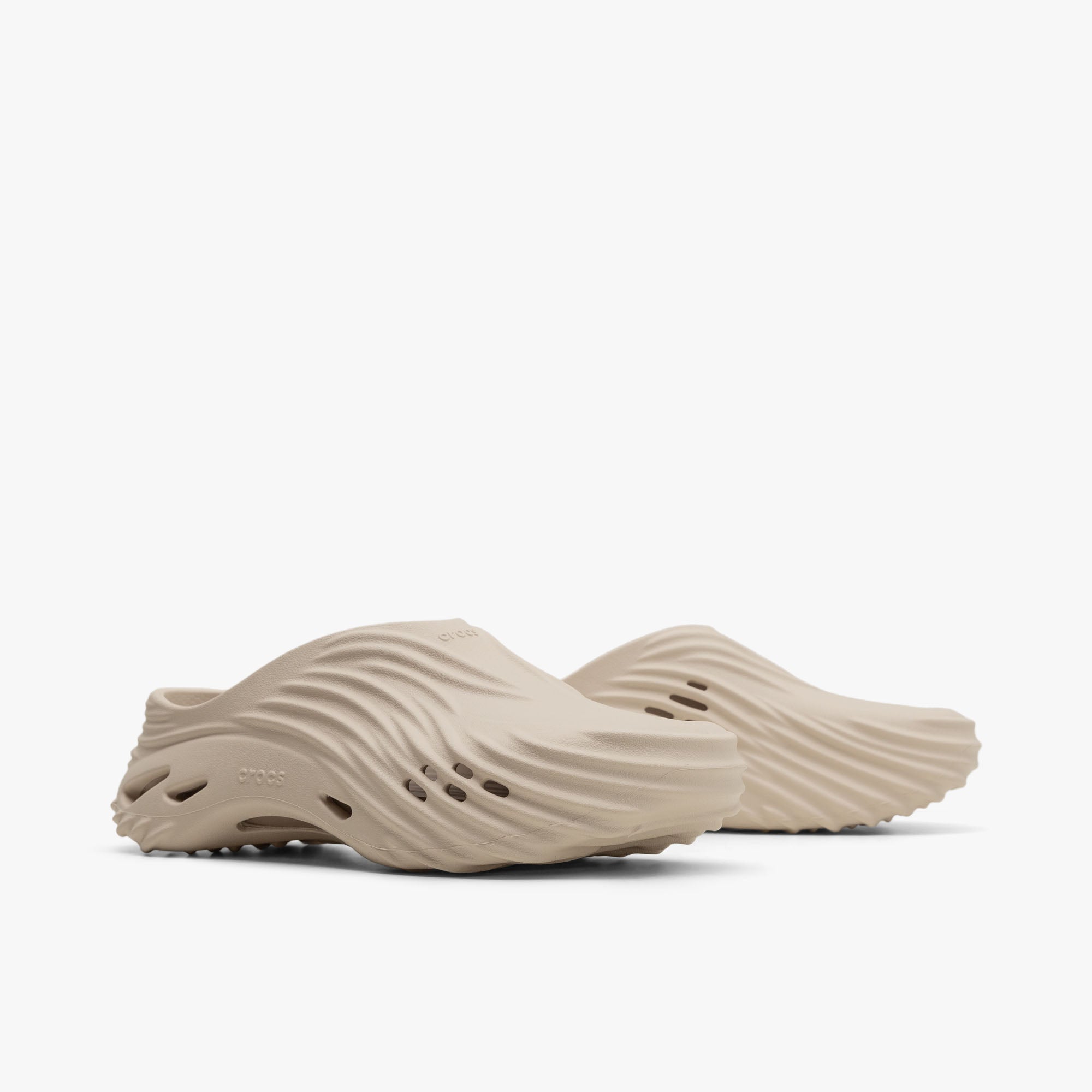 Crocs Echo Wave / Tan