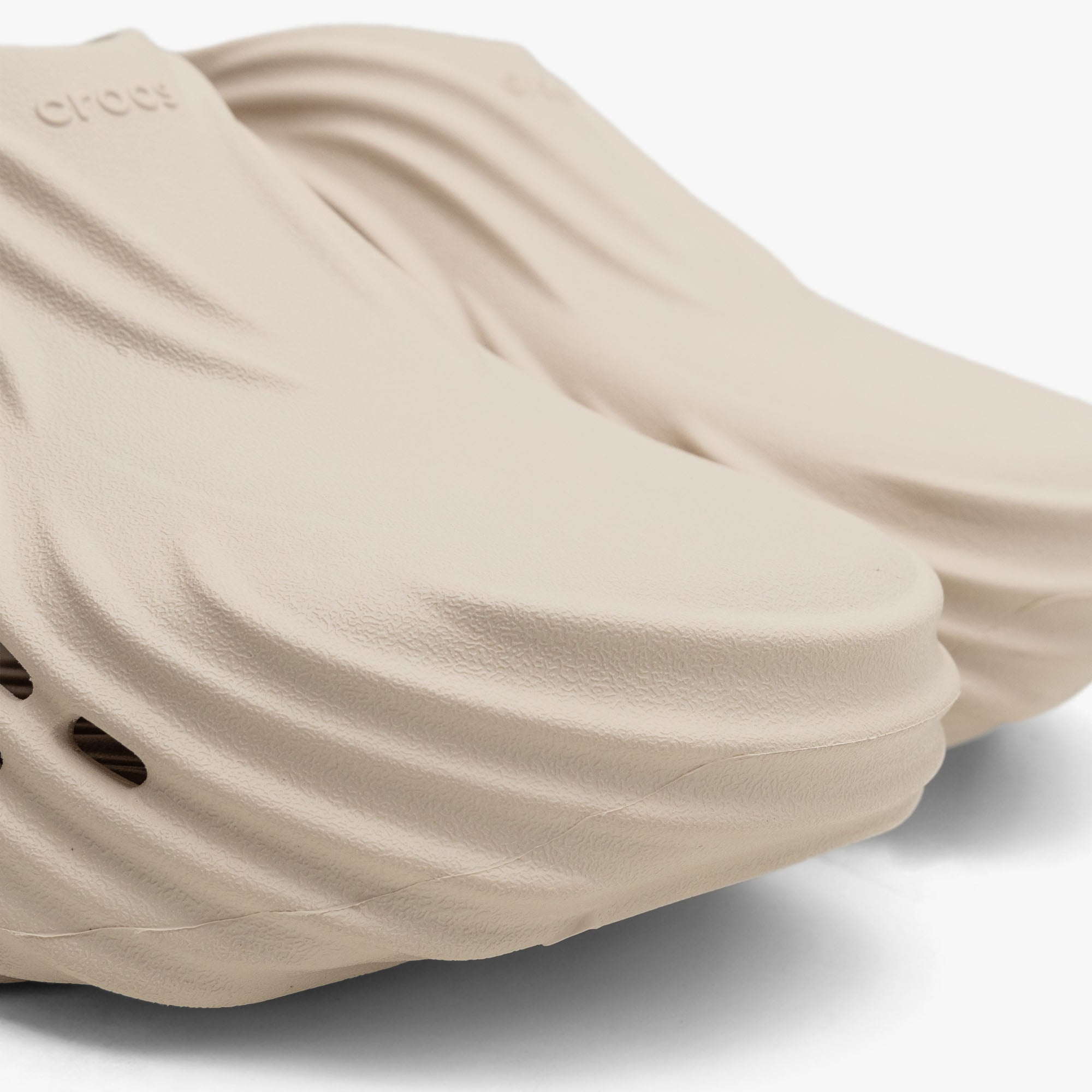 Crocs Echo Wave / Tan