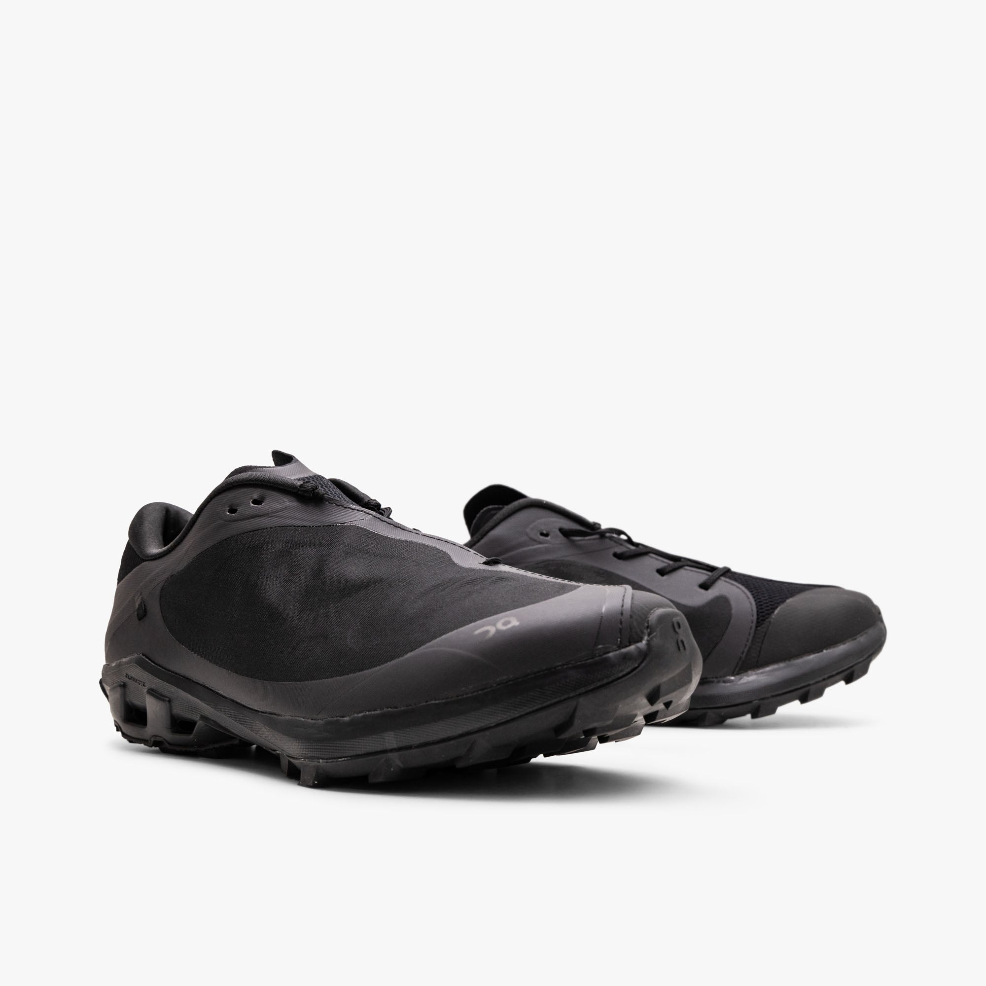 On x PAF Cloudventure Peak All Black