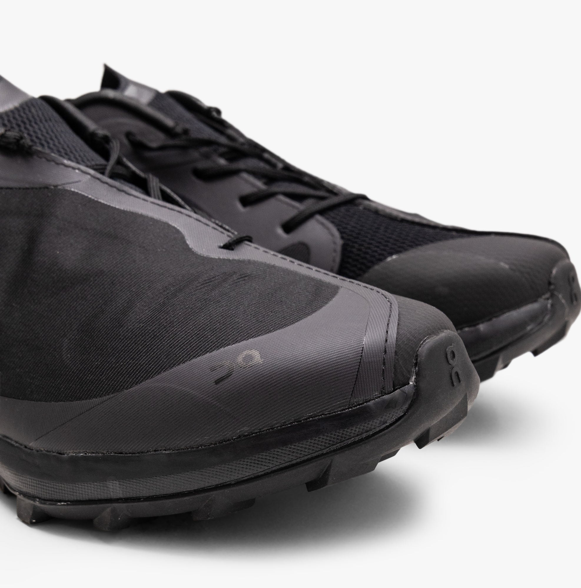 On x PAF Cloudventure Peak All Black