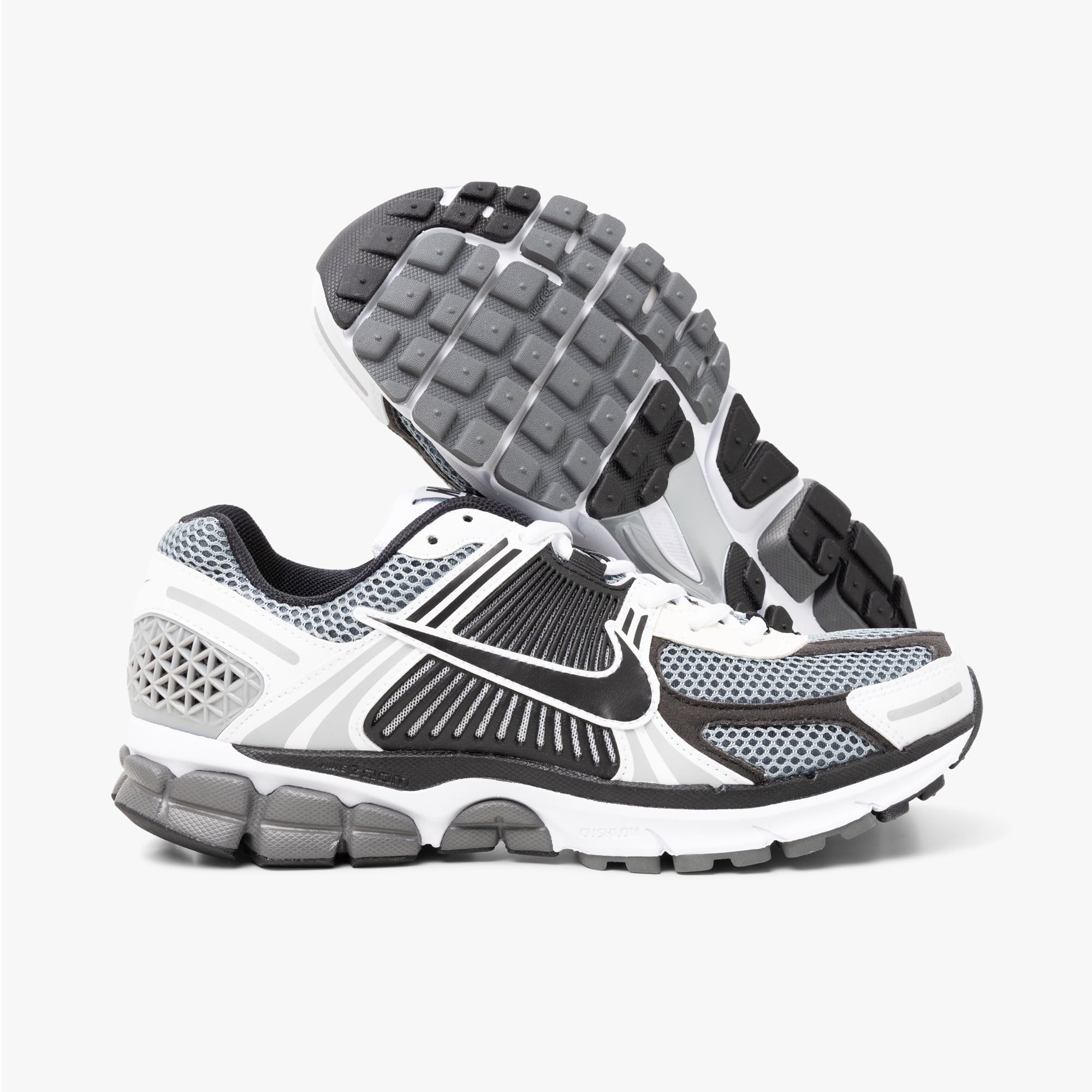 Nike Zoom Vomero 5 SE SP Dark Grey / Black - White