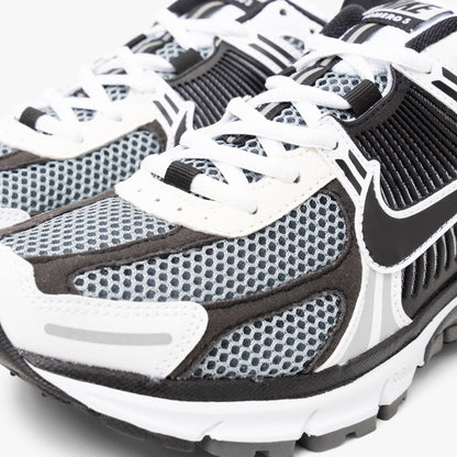 Nike Zoom Vomero 5 SE SP Dark Grey / Black - White