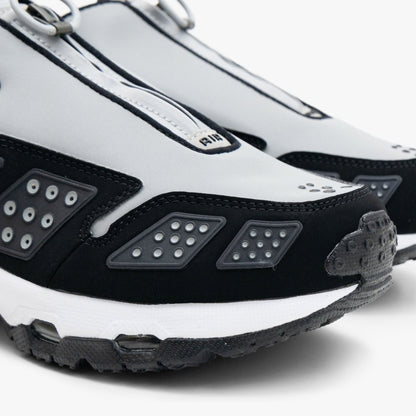 Nike Women's Air Max SNDR Silver / Black - White