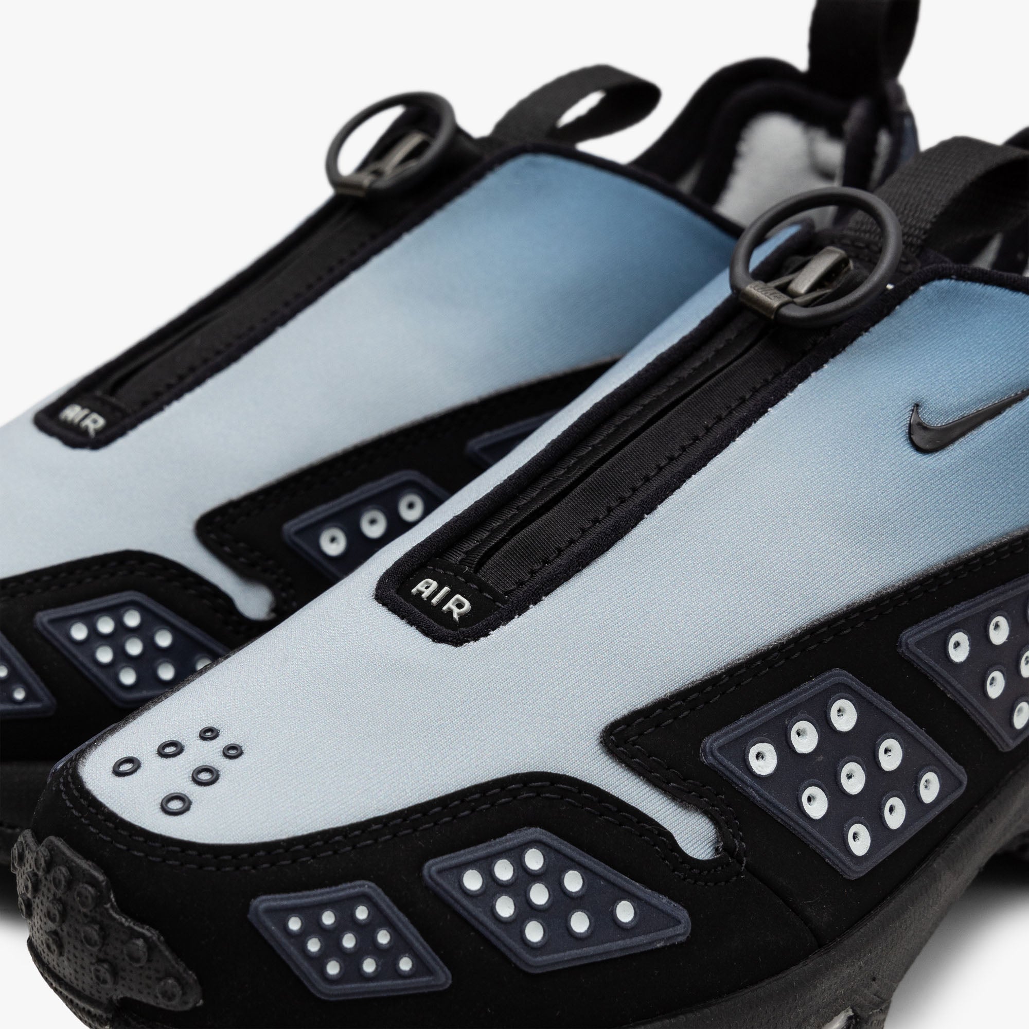 Nike Women's Air Max SNDR / Obsidian / Black - Grey Haze