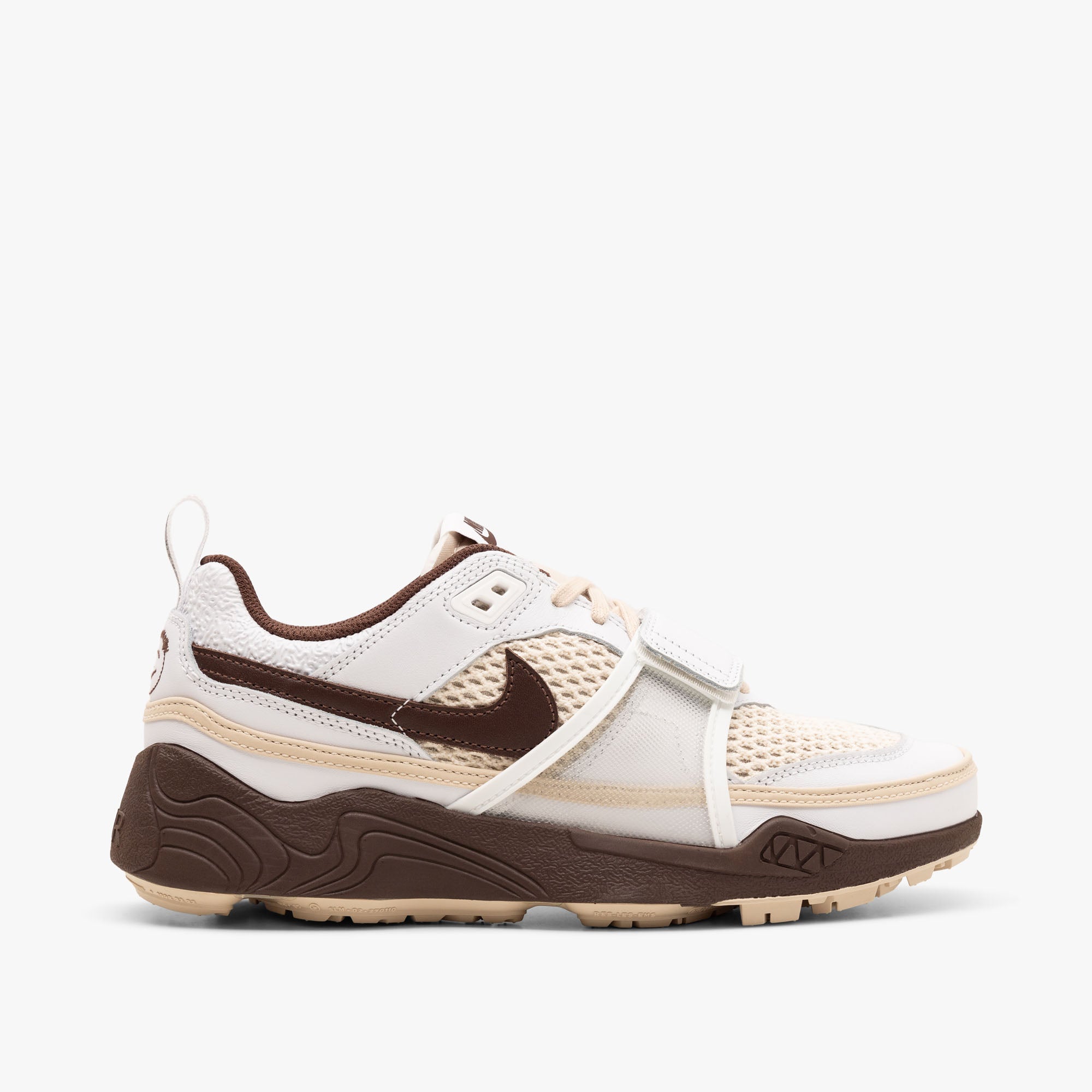 Nike x Travis Scott Zoom Field Jaxx / White / Light Chocolate - White