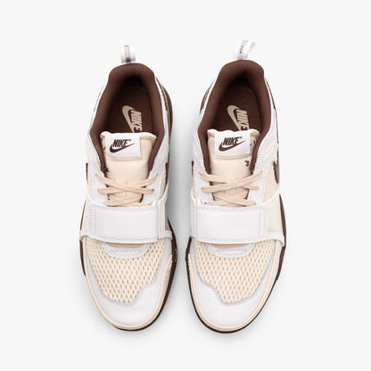 Nike x Travis Scott Zoom Field Jaxx / White / Light Chocolate - White