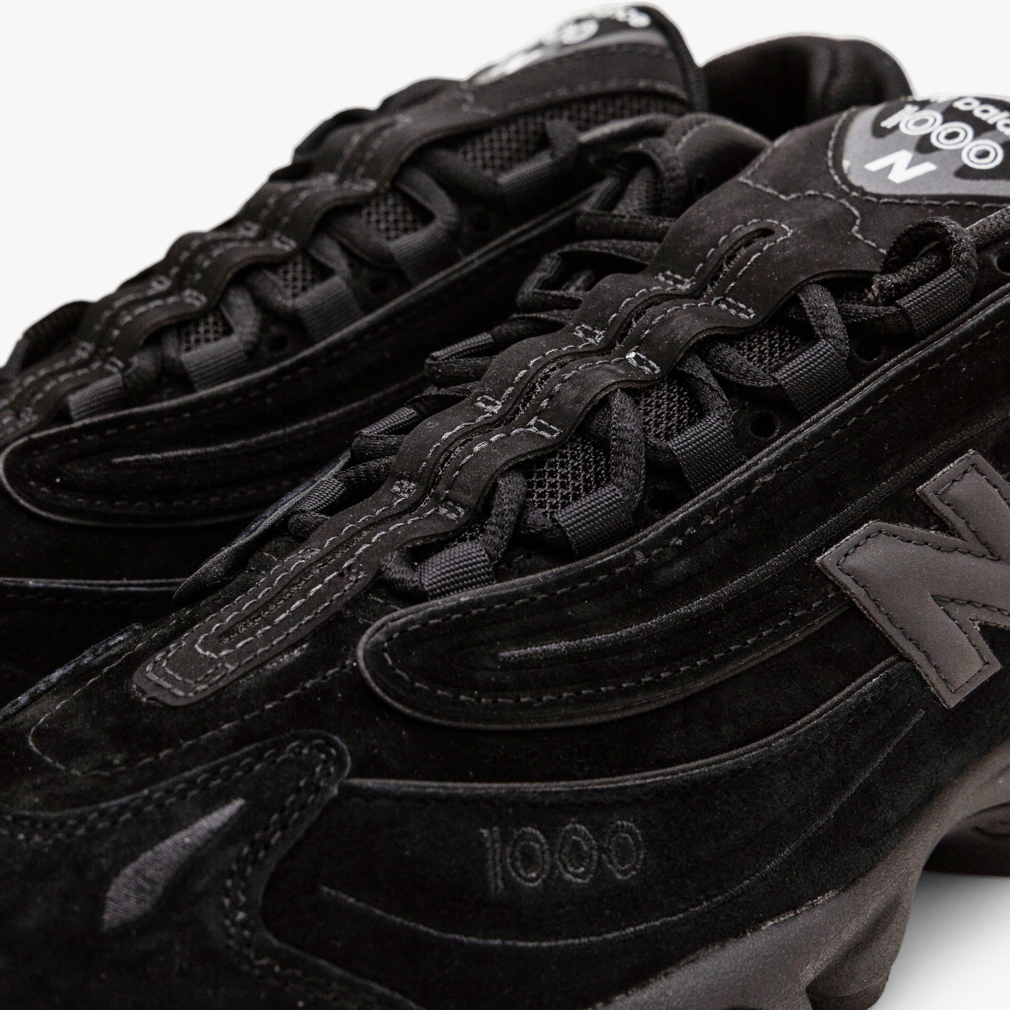New Balance M1000 / Black / Black