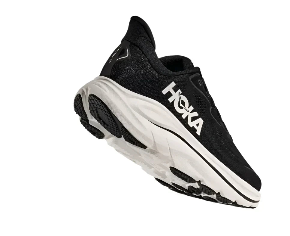 MEN'S HOKA CLIFTON 10 | BLACK / WHITE