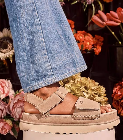 WOMEN'S UGG GOLDENSTAR  SANDAL | DRIFTWOOD