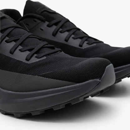 Arc'teryx Norvan LD 4 Black / Cloud