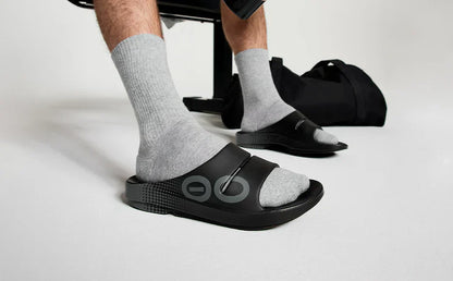 UNISEX OOFOS OOAHH SPORT SLIDE | MATRIX BLACK