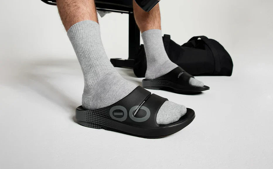 UNISEX OOFOS OOAHH SPORT SLIDE | MATRIX BLACK