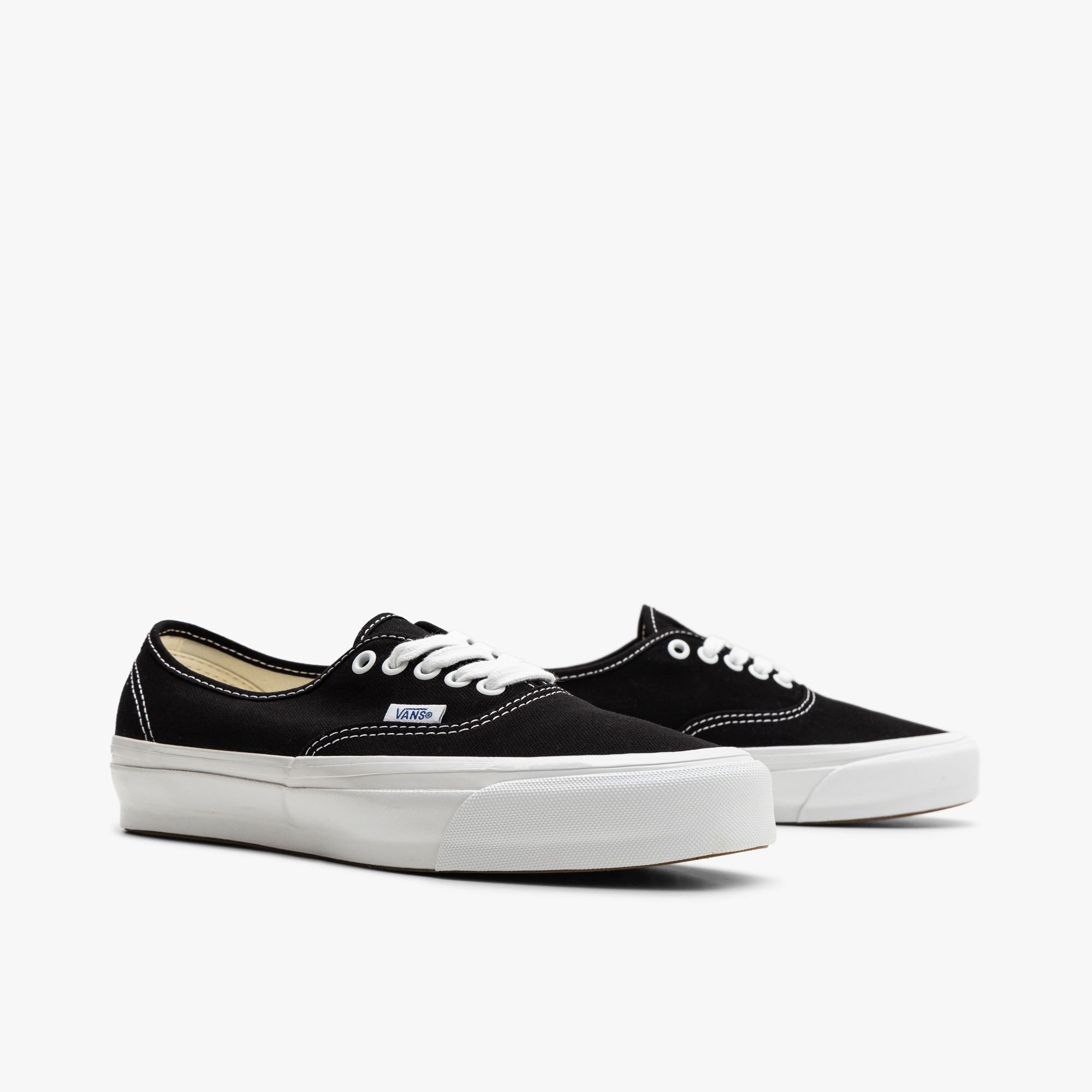 Vans Premium Authentic Reissue 44 LX / Black / White