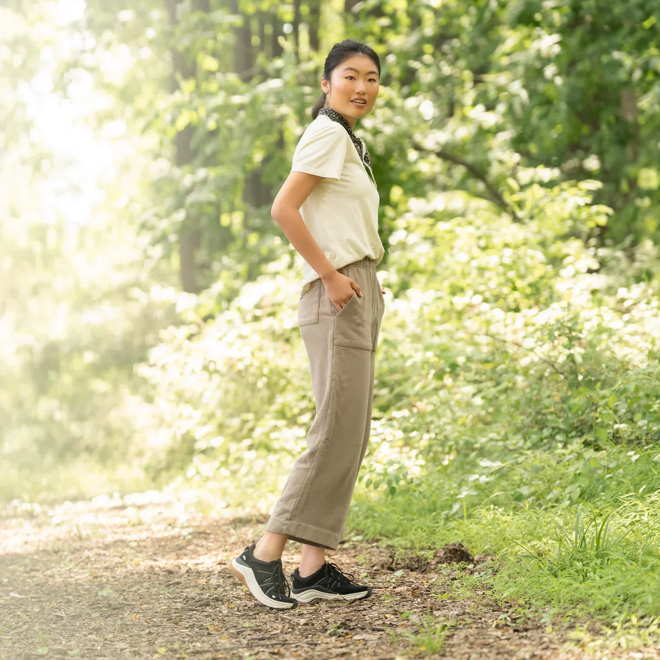 WOMEN'S DANSKO POPPY | BLACK SUEDE