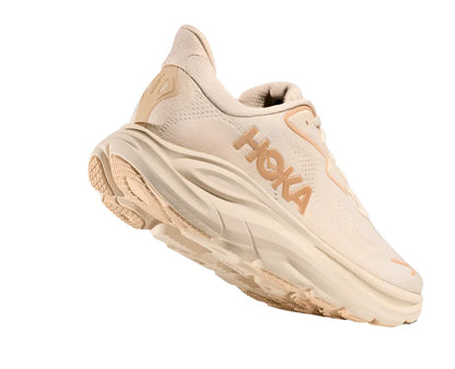 WOMEN'S HOKA CLIFTON 10 | VANILLA / BIRCH