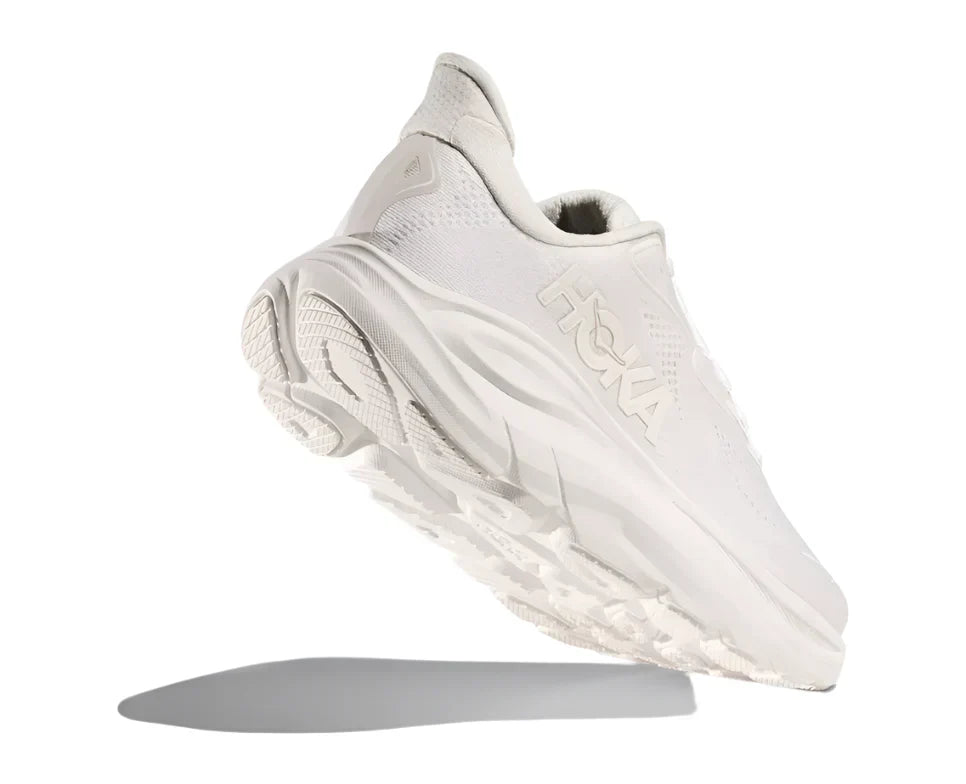 WOMEN'S HOKA CLIFTON 10 | WHITE / WHITE