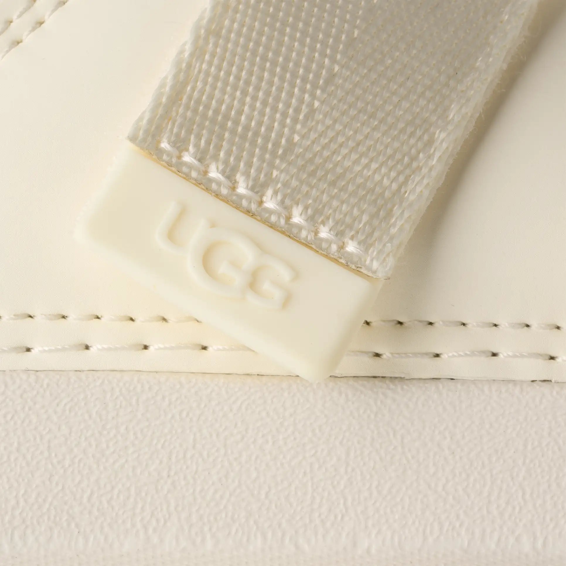 WOMEN'S UGG GOLDENGLOW SLIDE | JASMINE