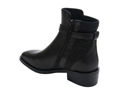 WOMEN'S VANELI ORACLE BOOT | BLACK